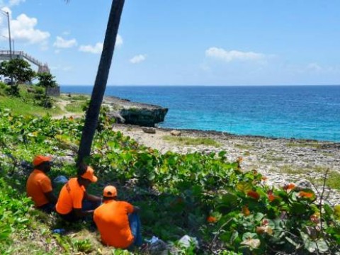 Autoridades buscan en aguas del mar Caribe al ni&ntilde;o Andy de Jes&uacute;s Mart&iacute;nez