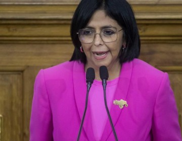 Vicepresidenta de Venezuela resulta herida por la ca&iacute;da de un &aacute;rbol en el noreste del pa&iacute;s