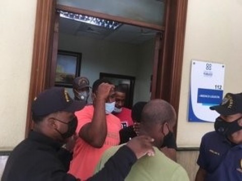 Trasladan al Palacio de Justicia a los tres implicados en lanzar &ldquo;&aacute;cido del diablo&rdquo; a Yocairi