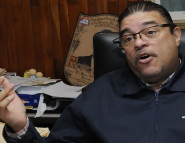 Francisco Camacho dice cumple con el deporte
