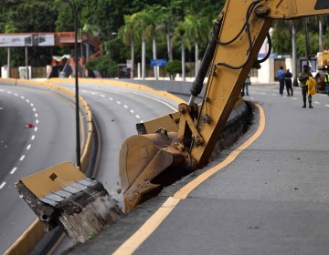El MOPC empieza demolici&oacute;n de pared afectada por derrumbe en t&uacute;nel de la 27 de febrero
