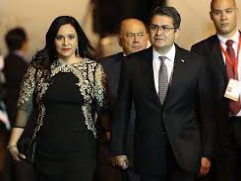 Presidente y primera dama de Honduras dan positivo al COVID-19
