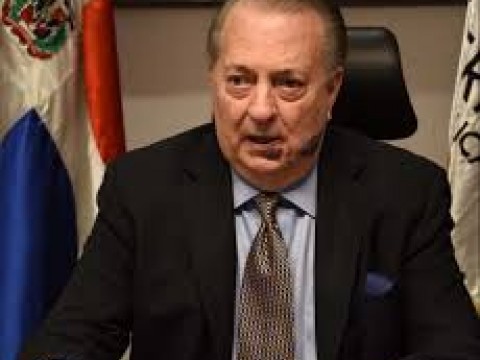 Ministro de Cultura dispuesto a explicar sus actos a Milagros Ortiz Bosch