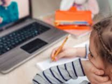 Italia conceder&aacute; permisos y teletrabajo a los padres de ni&ntilde;os en cuarentena