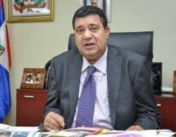 Exsenador Euclides S&aacute;nchez renuncia al PLD
