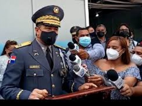 General Eduardo Alberto Then pide a fan&aacute;ticos de &Aacute;guilas y Gigantes no celebrar en las calles y respetar toque de queda