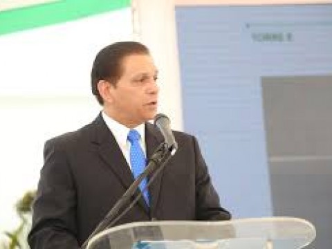 &iquest;Qui&eacute;n es el Dr. Daniel Rivera nuevo ministro de salud?