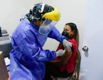 Dominicanos vacunados con Sinovac y Sinopharm podr&aacute;n entrar a Espa&ntilde;a