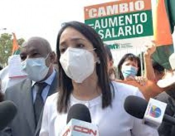 Faride Raful cree Macarrulla debe explicar adjudicaci&oacute;n empresa en construcci&oacute;n La Nueva Victoria