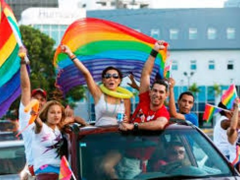Depositan en el congreso proyecto que permitir&iacute;a cambio de nombre, imagen y g&eacute;nero en la c&eacute;dula de identidad