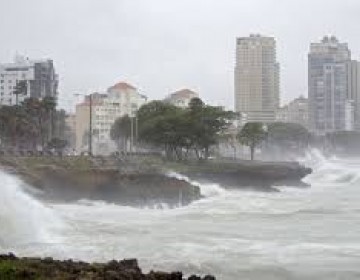 Onamet emite alerta sobre oleaje anormal en costas de RD
