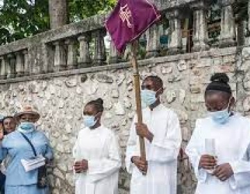 Hait&iacute;: Liberan a tres integrantes del grupo de religiosos secuestrados