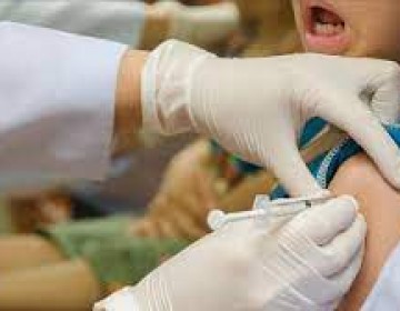 China se plantea reforzar con tercera dosis de Pfizer a su poblaci&oacute;n