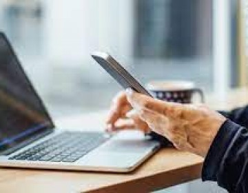 Nuevo apag&oacute;n de internet paraliza brevemente servicios de bancos y aerol&iacute;neas a nivel mundial
