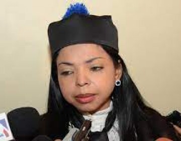 Yeni Berenice dice que la defensa de Rodr&iacute;guez "juega a confundir"
