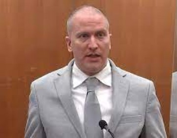 Tribunal en Minnesota condena a 22 a&ntilde;os y medio a polic&iacute;a asesin&oacute; a George Floyd