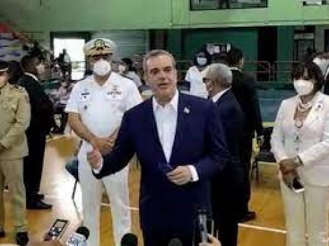 "RD est&aacute; preparado para otros posibles rebrotes" afirma presidente Luis Abinader