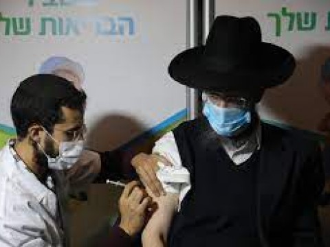 Israel da luz verde a tercera dosis de vacuna contra el COVID-19