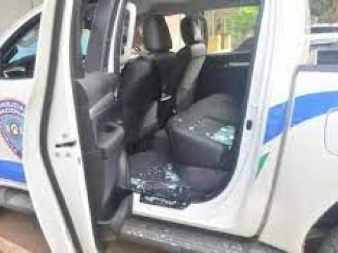 Tirotean patrulla de la Polic&iacute;a en Santiago