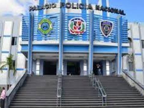 Polic&iacute;a Nacional apresa a hombre que agredi&oacute; mujer en Boca Chica