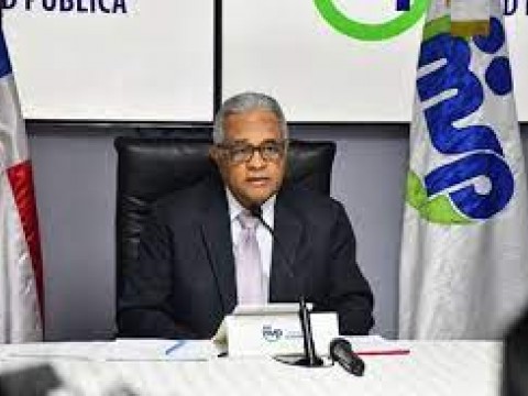 S&aacute;nchez C&aacute;rdena estima Gobierno env&iacute;a mensaje de que en RD no hay problema con el Covid