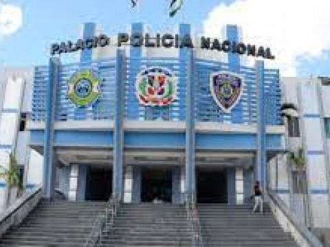 Polic&iacute;a preventiva apresa 8 personas en San Crist&oacute;bal y el Distrito Nacional