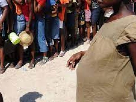 Detienen a 28 haitianas embarazadas
