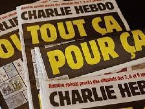 Hombre ataca dos personas con arma blanca cerca de la antigua sede de "Charlie Hebdo" en Par&iacute;s