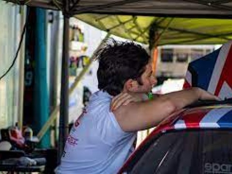 Piloto Jimmy Llibre correr&aacute; este pr&oacute;ximo fin de semana en Campeonato Porsche Sprint Challenge NA