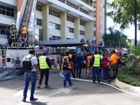 Fuego en la UASD ya fue sofocado 