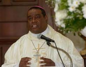 Obispo Castro Marte: &ldquo;RD no puede sola&rdquo;