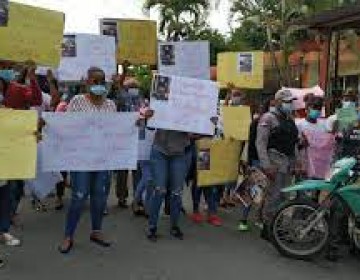 Recusan a jueza en conocimiento de coerci&oacute;n a implicados en muerte de pareja en Villa Altagracia 