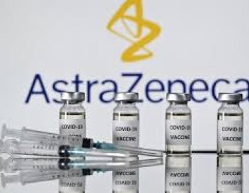 AstraZeneca podr&iacute;a combinar su vacuna con Sputnik V 