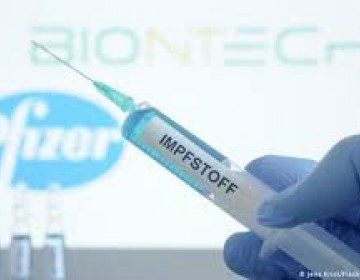 Registran primer caso de par&aacute;lisis facial tras cada dosis de Pfizer