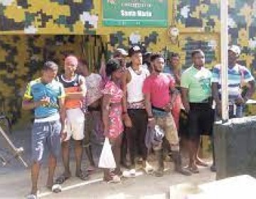 Ej&eacute;rcito detiene dominicano intent&oacute; introducir 44 haitianos ilegales a RD