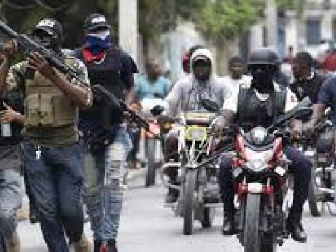 Misioneros de EEUU y Canad&aacute; cumplen un mes secuestrados en Hait&iacute;