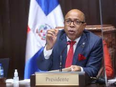 Diputados env&iacute;an a comisi&oacute;n especial Presupuesto complementario de este a&ntilde;o