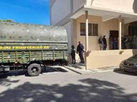 Aplazan coerci&oacute;n a polic&iacute;as implicados en robo de 400 kilos coca