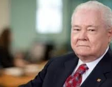 Muri&oacute; Don Alejandro E. Grull&oacute;n fundador del Banco Popular 
