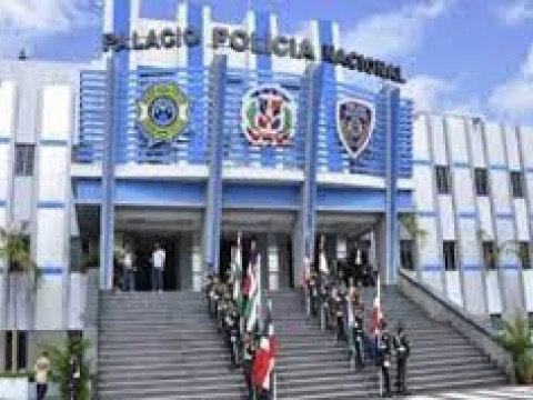 Luis Abinader dispuso la constituci&oacute;n de un fideicomiso para la transformaci&oacute;n de la Polic&iacute;a Nacional