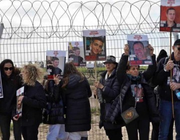 La desesperaci&oacute;n de las familias de los rehenes israel&iacute;es tras meses de espera