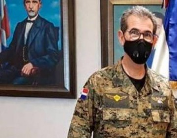 Ministro de Defensa califica de &ldquo;chismes&rdquo; los conflictos por designaci&oacute;n de jefes de seguridad