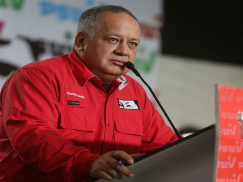 Chavismo acusa al gobierno dominicano de la suspensi&oacute;n de las elecciones