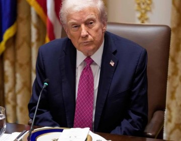 Trump confirma que EE. UU. planea una presencia prolongada en Venezuela y habla de posible visita