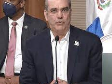 Abinader propone excluir al procurador del CNM