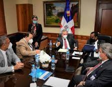 Negocios necesitar&aacute;n licencia para expendio de bebidas alcoh&oacute;licas