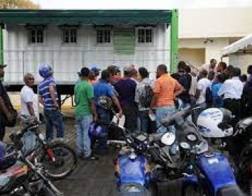 Motoristas dicen medidas Intrant violan ley tr&aacute;nsito