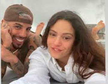 Rosal&iacute;a y Rauw Alejandro hacen oficial su relaci&oacute;n