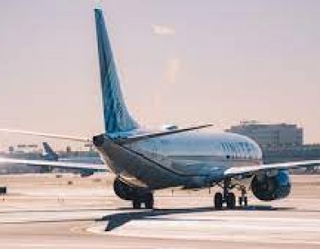 United Airlines despedir&aacute; a casi 600 trabajadores por negarse a vacunarse