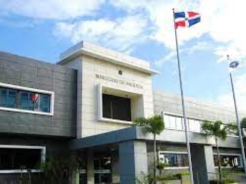 El Ministerio de&nbsp;Hacienda aclar&oacute; que no hizo propuesta de reforma fiscal